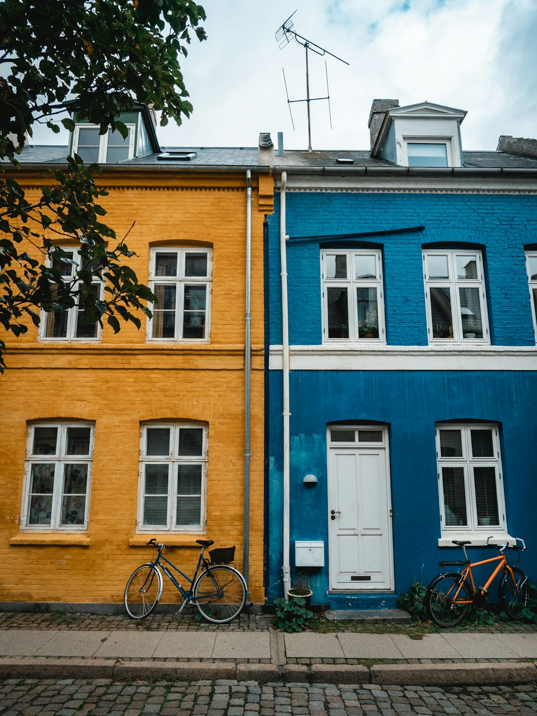 blue and yellow concrete house