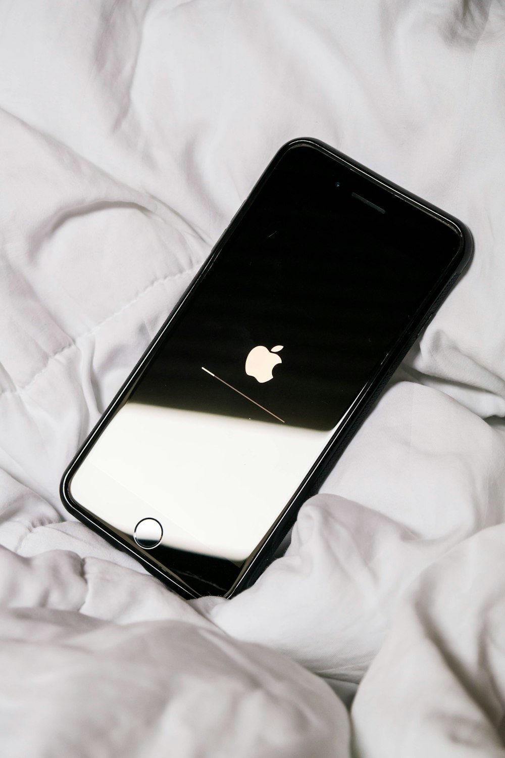 turned-off black iPhone