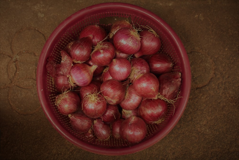 bowl of onions