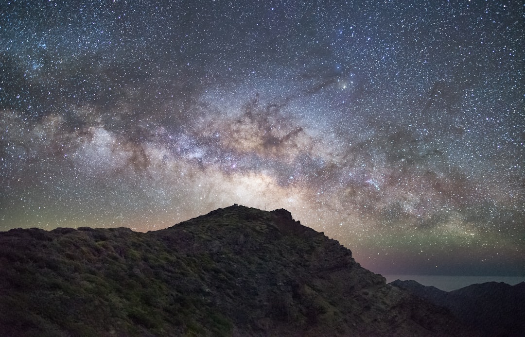 photo of La Palma Mountain range near Roque de los Muchachos