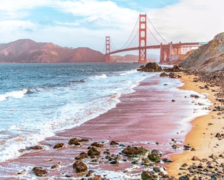 Golden Gate bridge during daytime