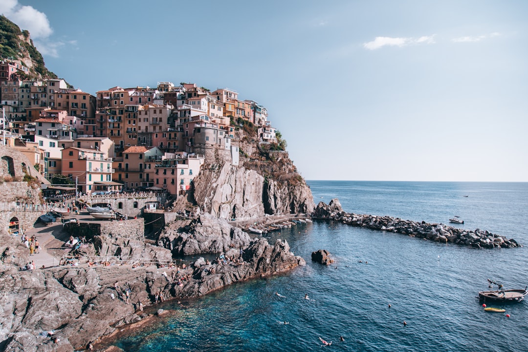 Cliff photo spot Manarola Scenic Viewpoint Metropolitan City of Genoa