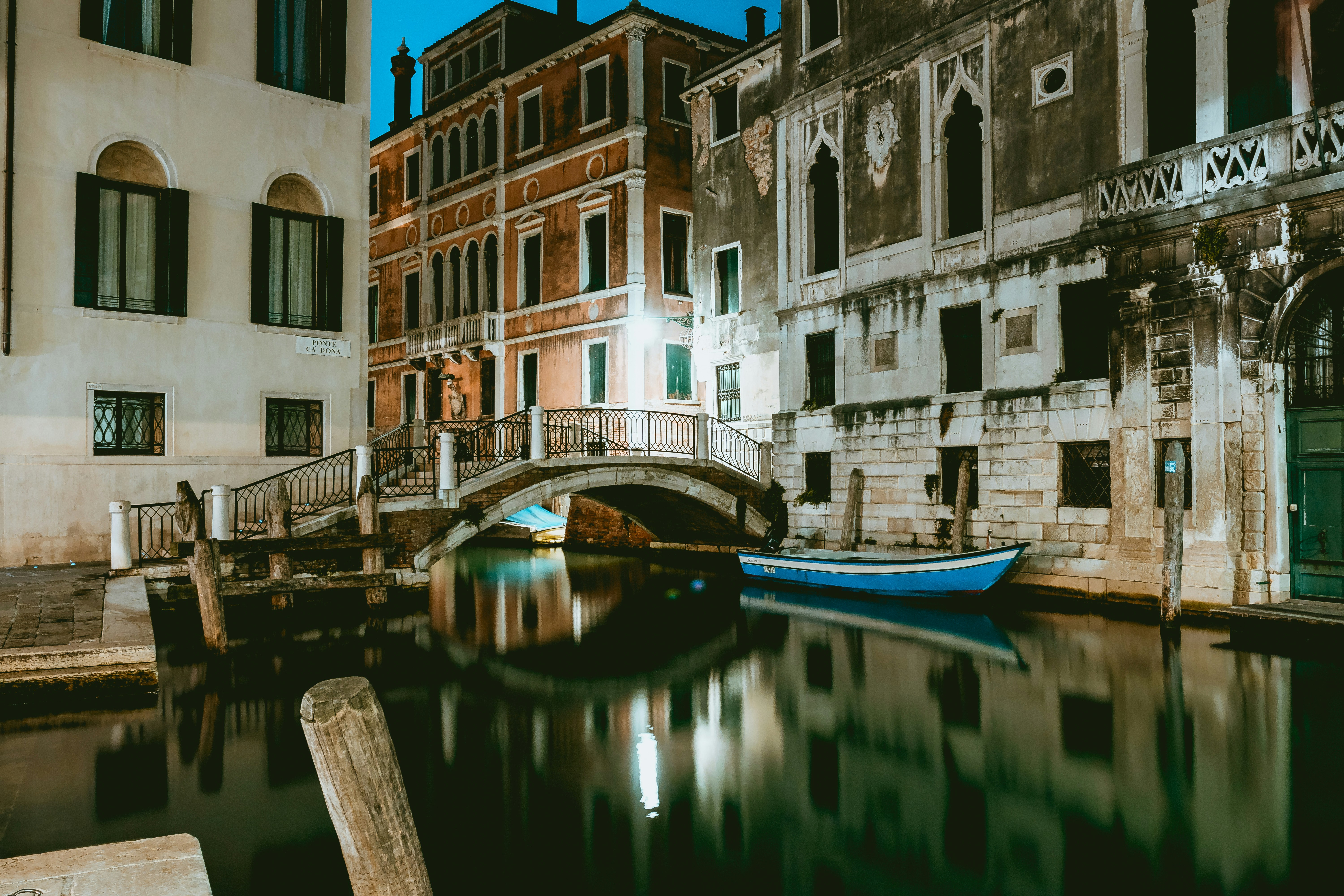 Photo by niklas_hamann