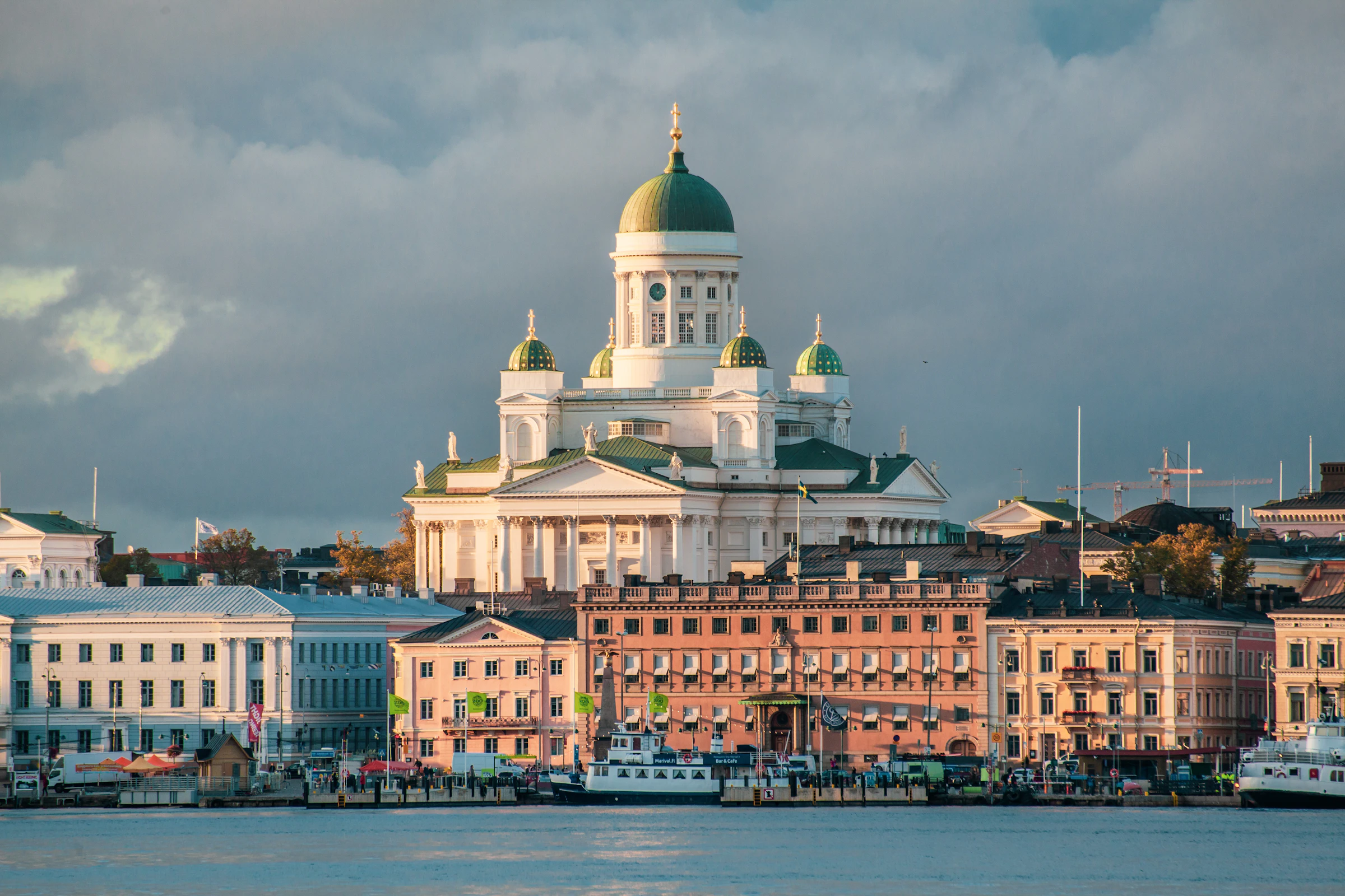 Helsingfors vid vattnet, Finland