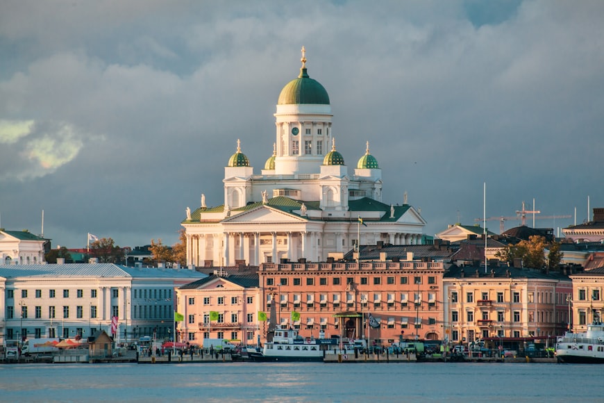  La Cattedrale di Helsinki vista dal mare