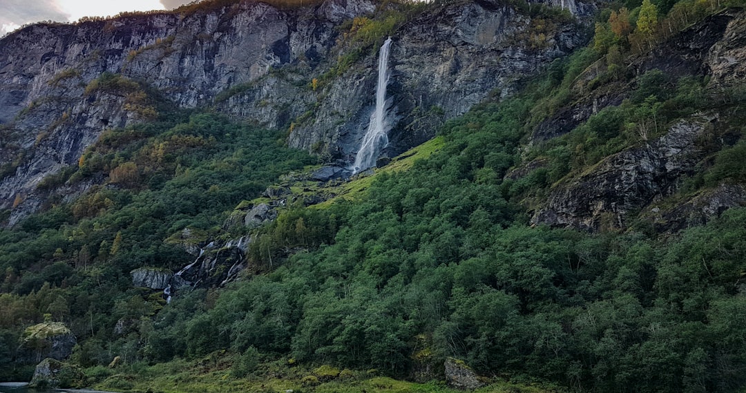 Waterfall photo spot Lunden Gudvangen
