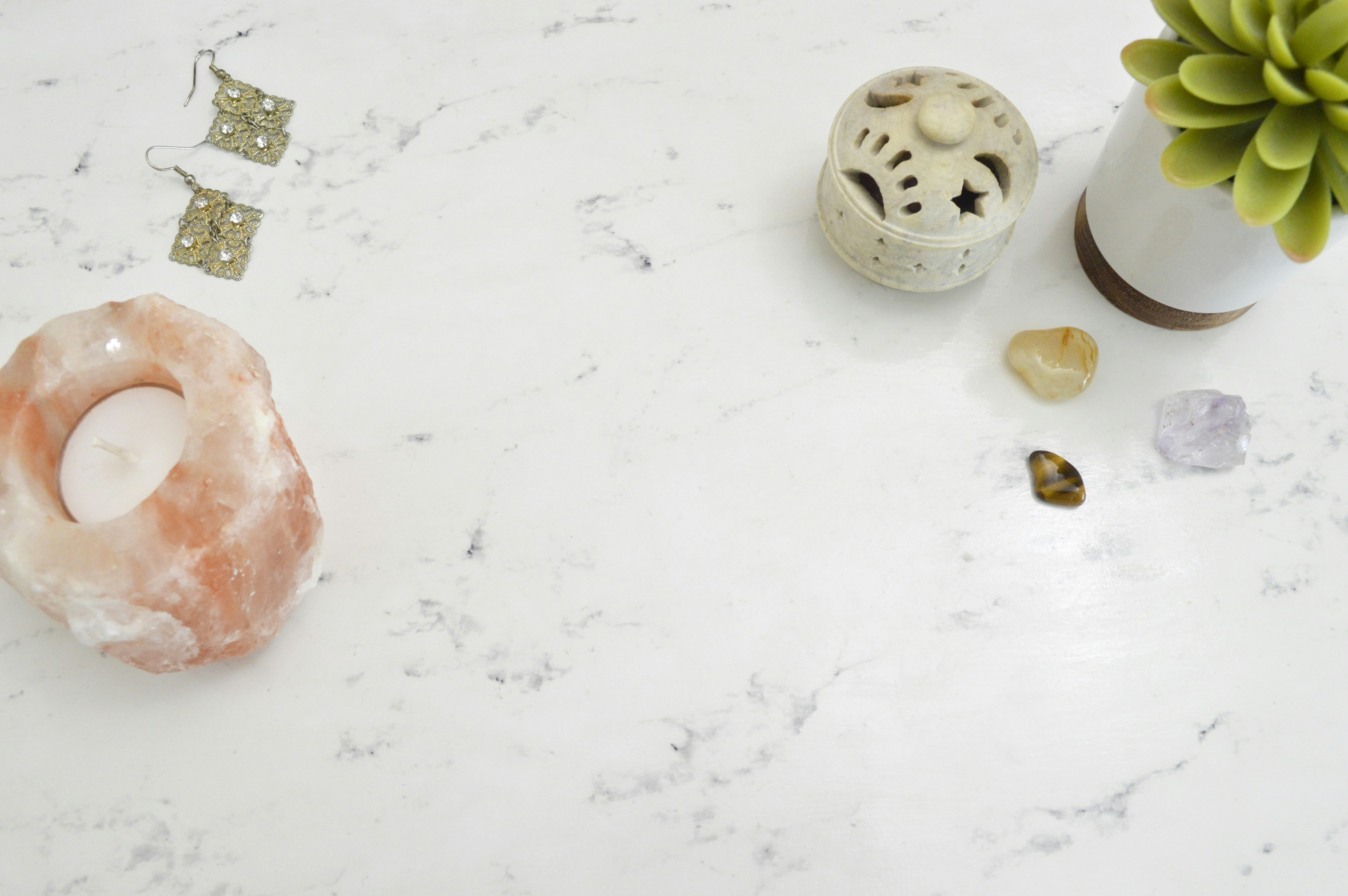 Marble flatlay with cookies