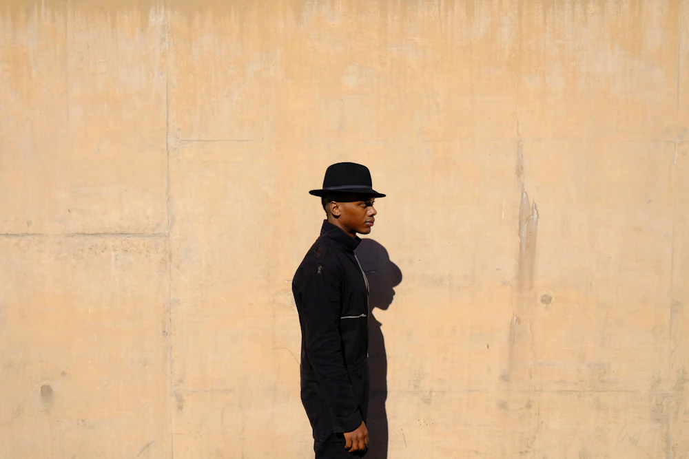 Minimal portrait of a man in profile