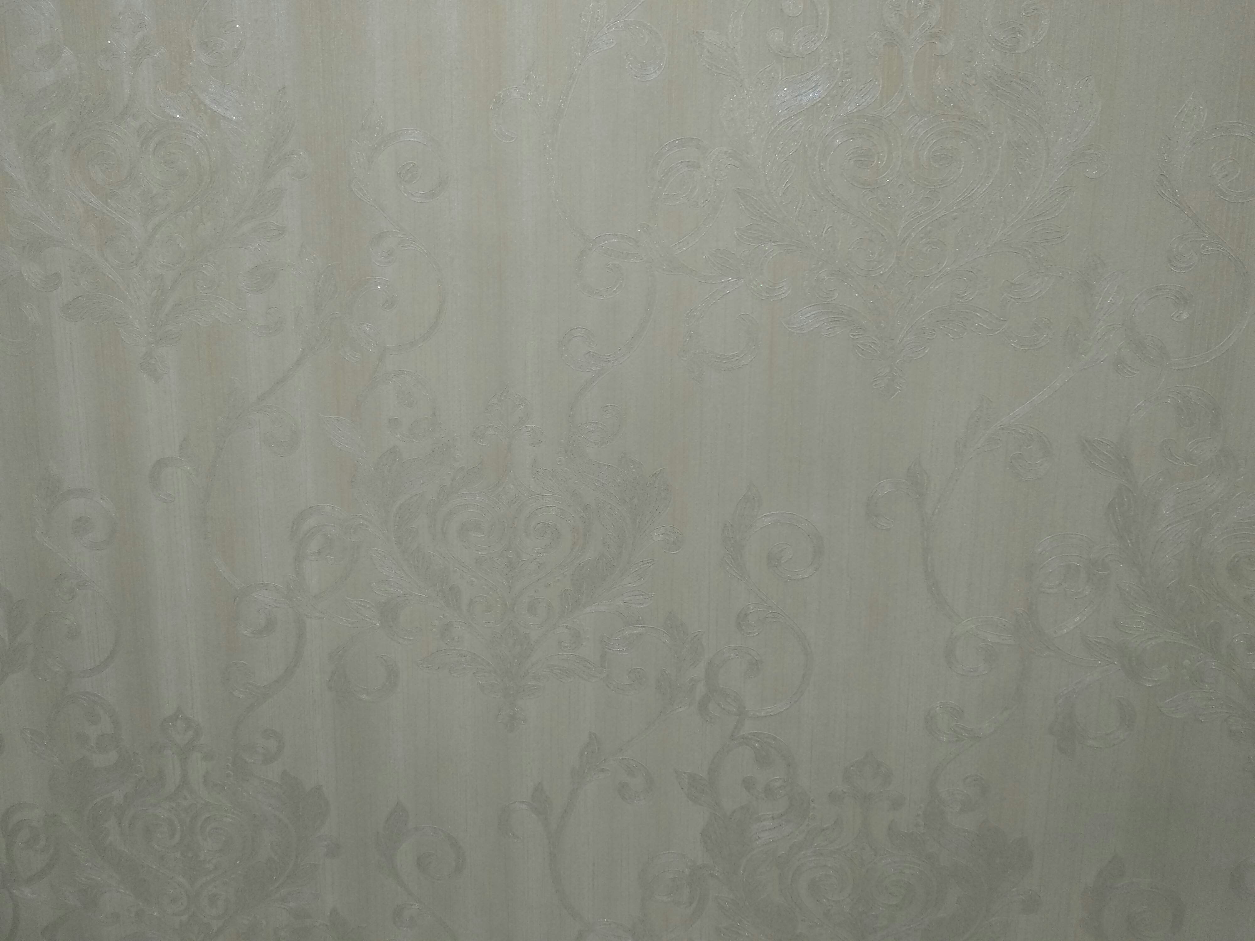 Elegant Floral Wallpaper