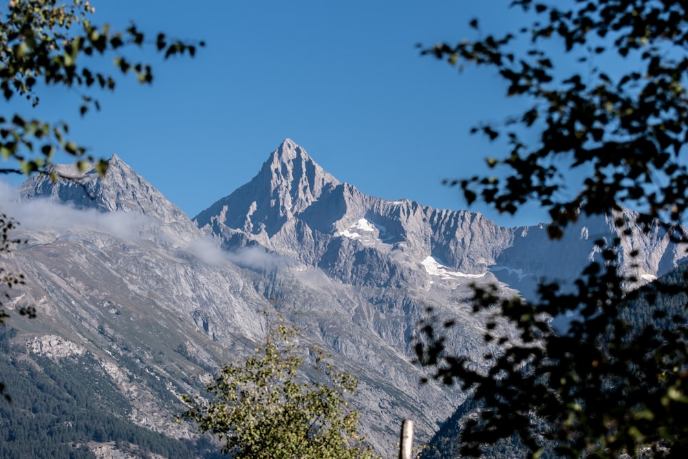 mountain under bly sky