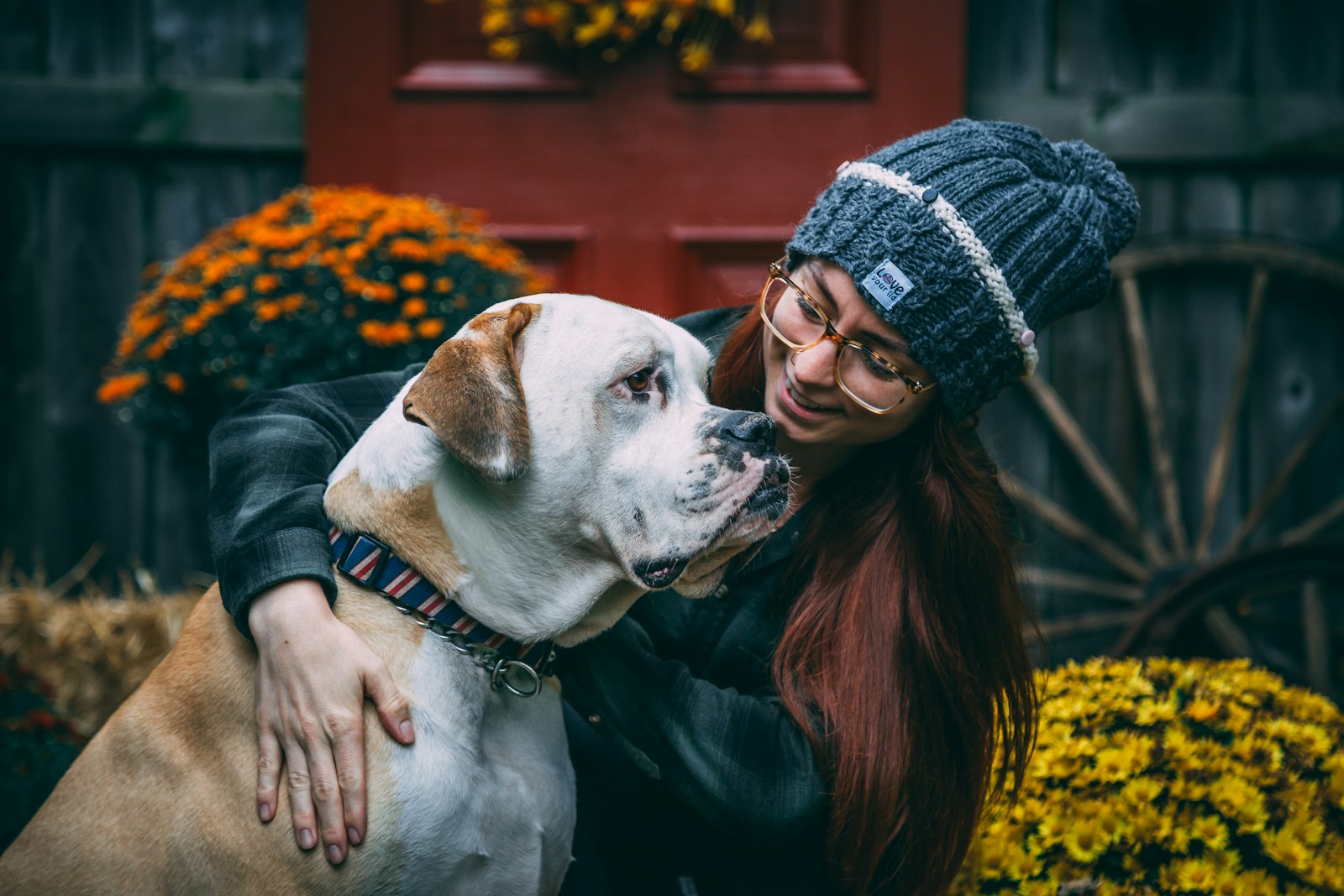 Canon EOS 6D sample photo. Woman petting white dog photography