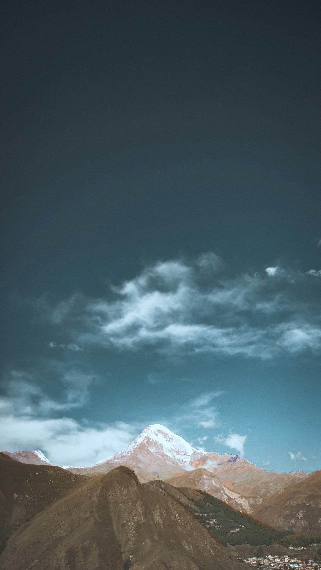 travelers stories about Mountain range in Mkinvartsveri, Georgia