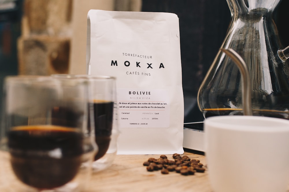 selective focus photography of Mokxa Cafes Fins pack