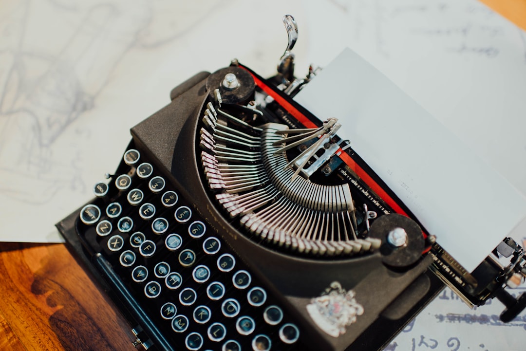 black and white typewriter