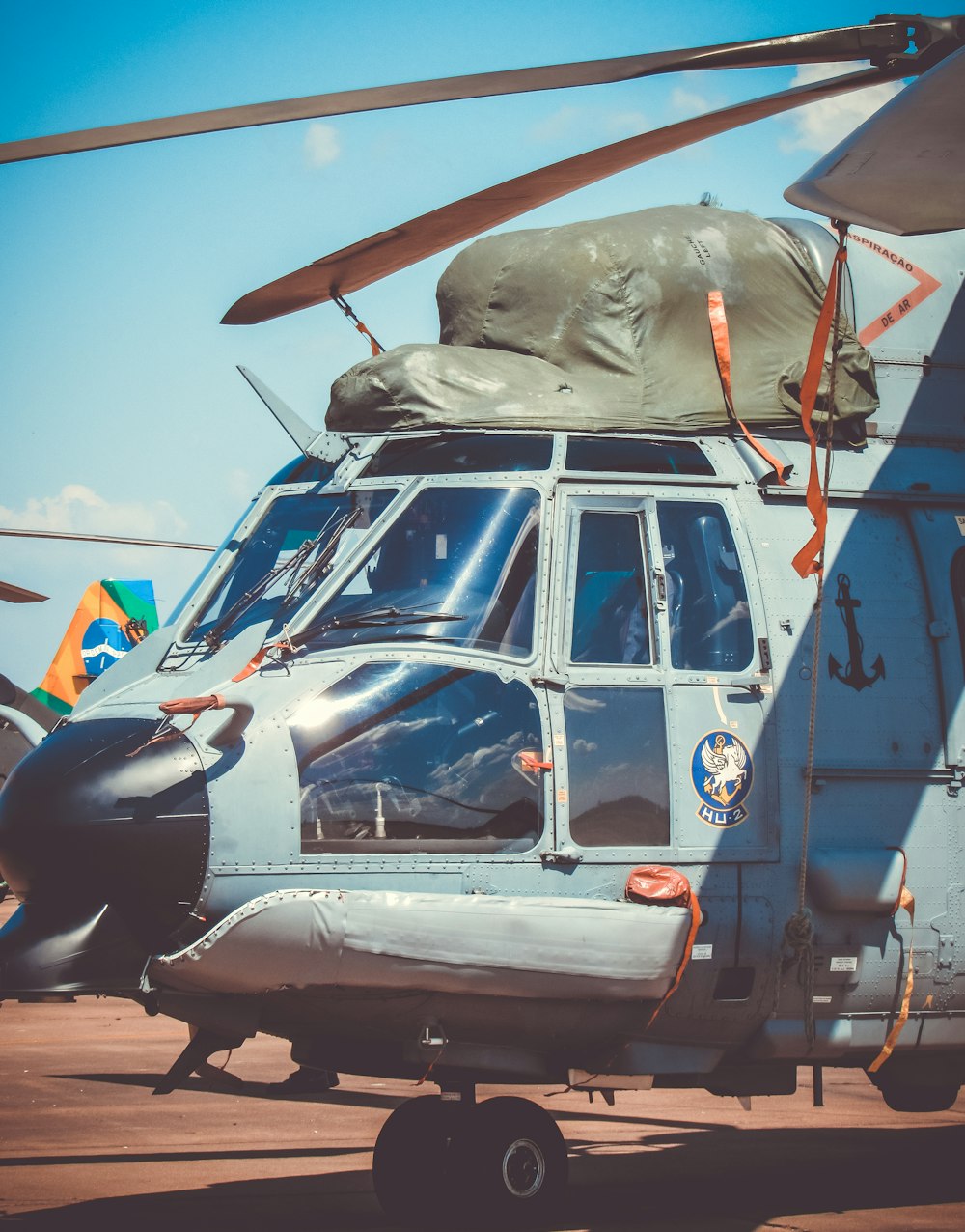 closeup photography of gray helicopter