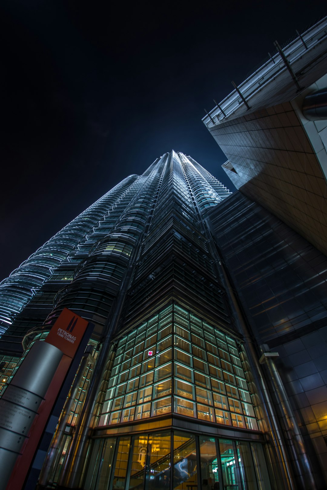 Landmark photo spot Petronas Twin Tower Malaysia