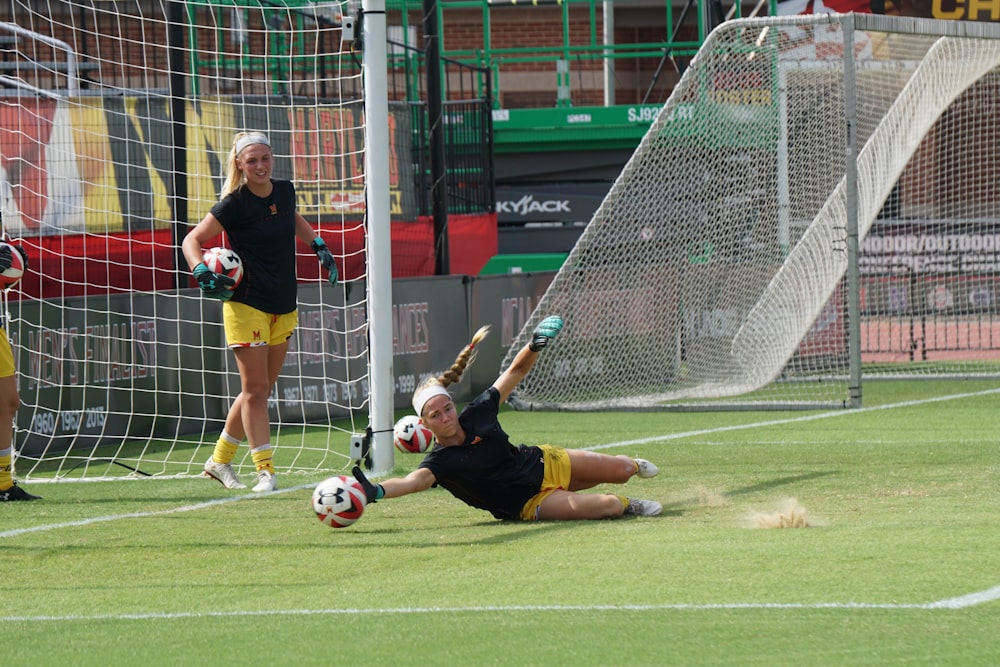 woman trying to catch the ball