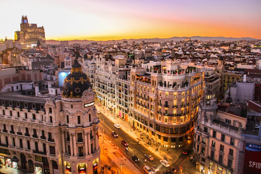 Ciudades de España con crecimiento demográfico impulsado por la migración