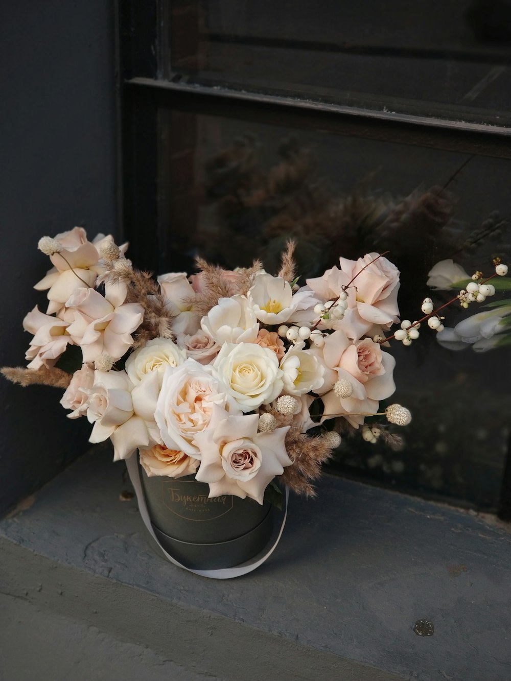 white flowers centerpiece