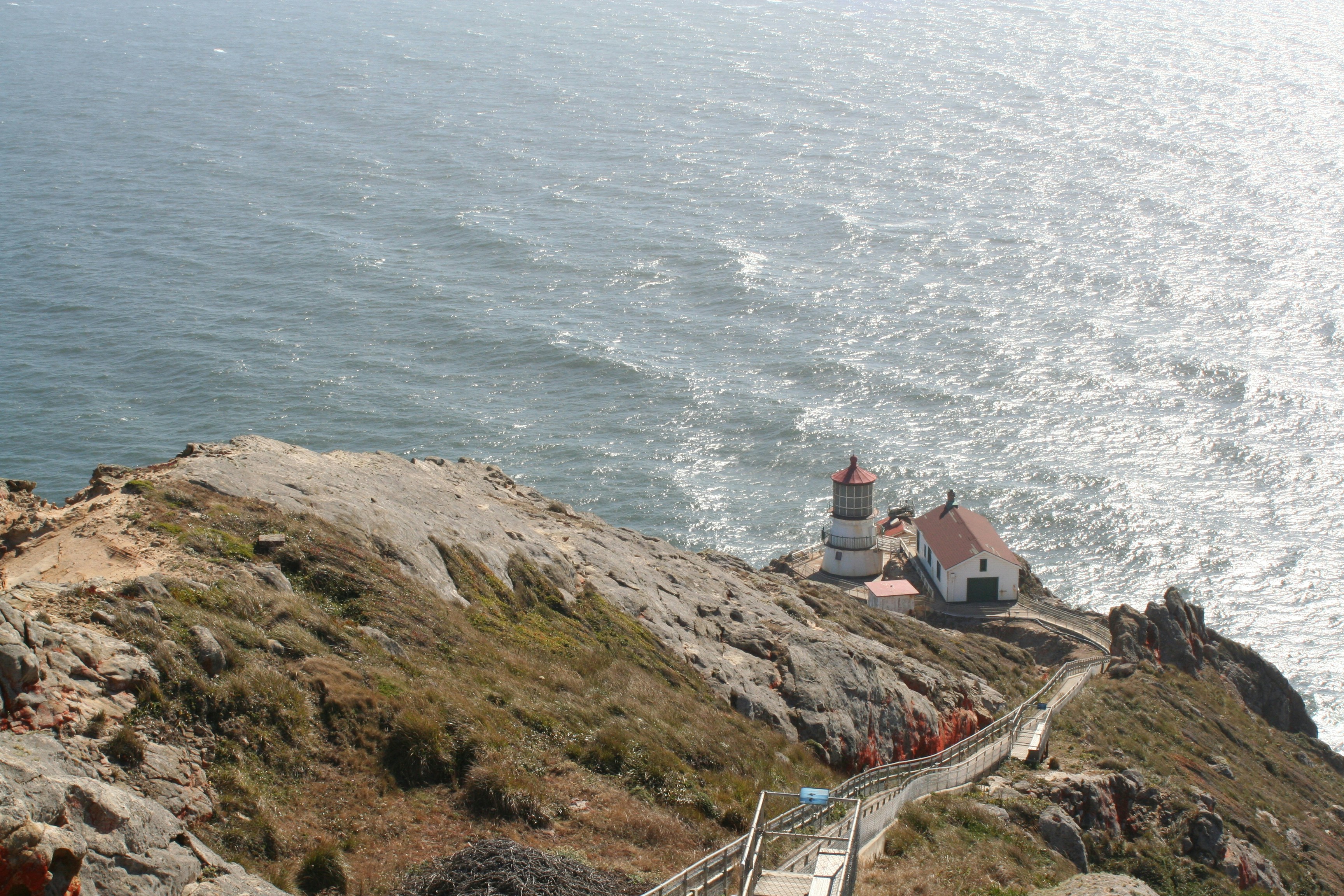 Secrets of the Abandoned Lighthouse: An Adventure of Discovery