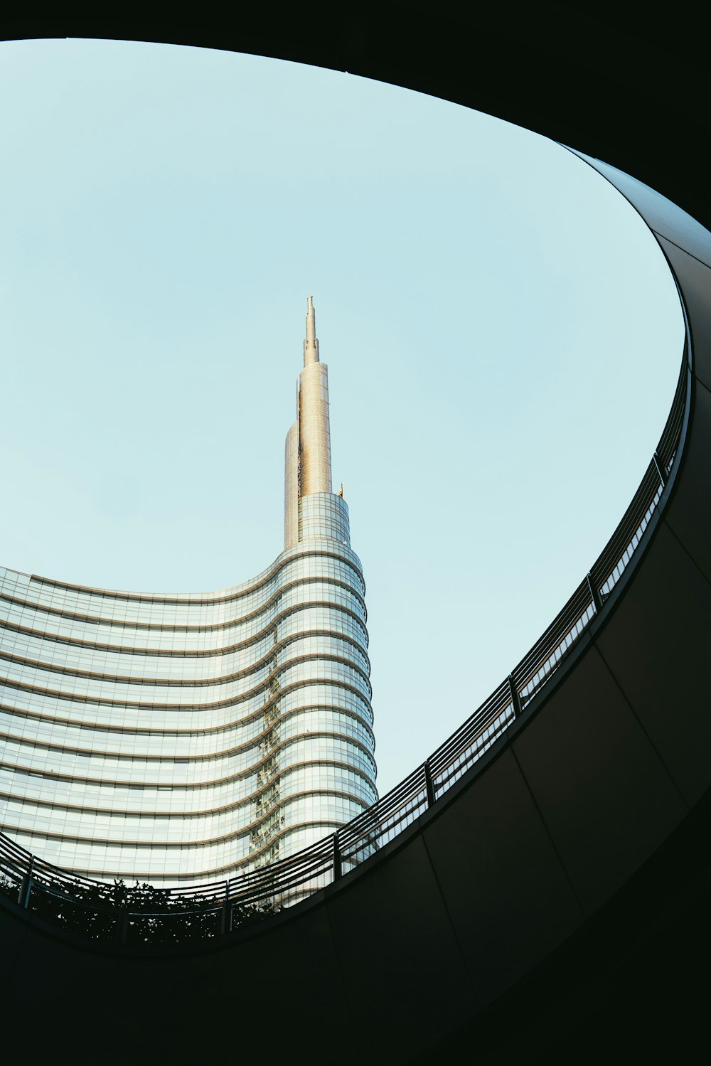 low angle photography of Burj Khalifa during daytime