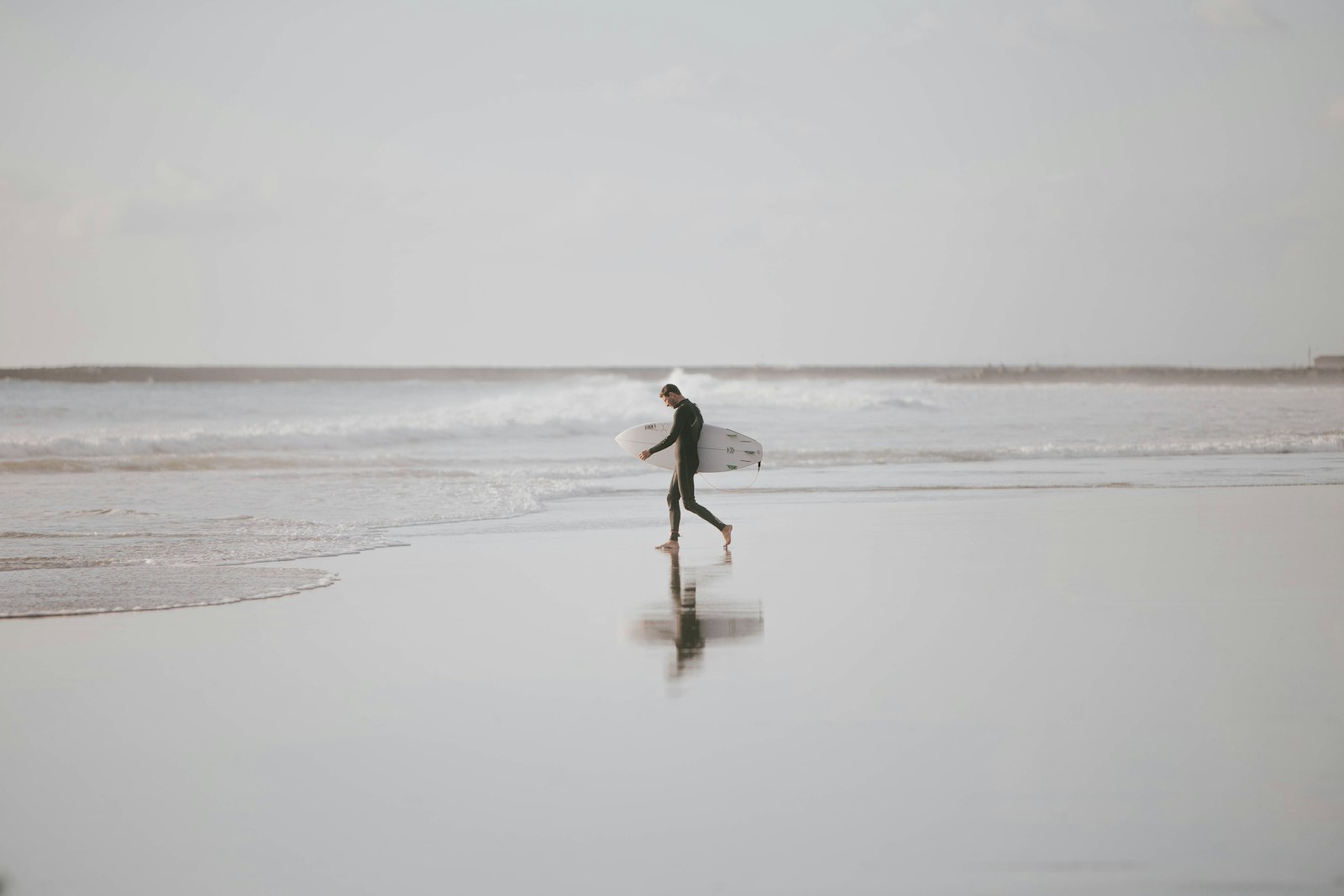 Canon EOS 6D sample photo. Man holding surfboard walking photography