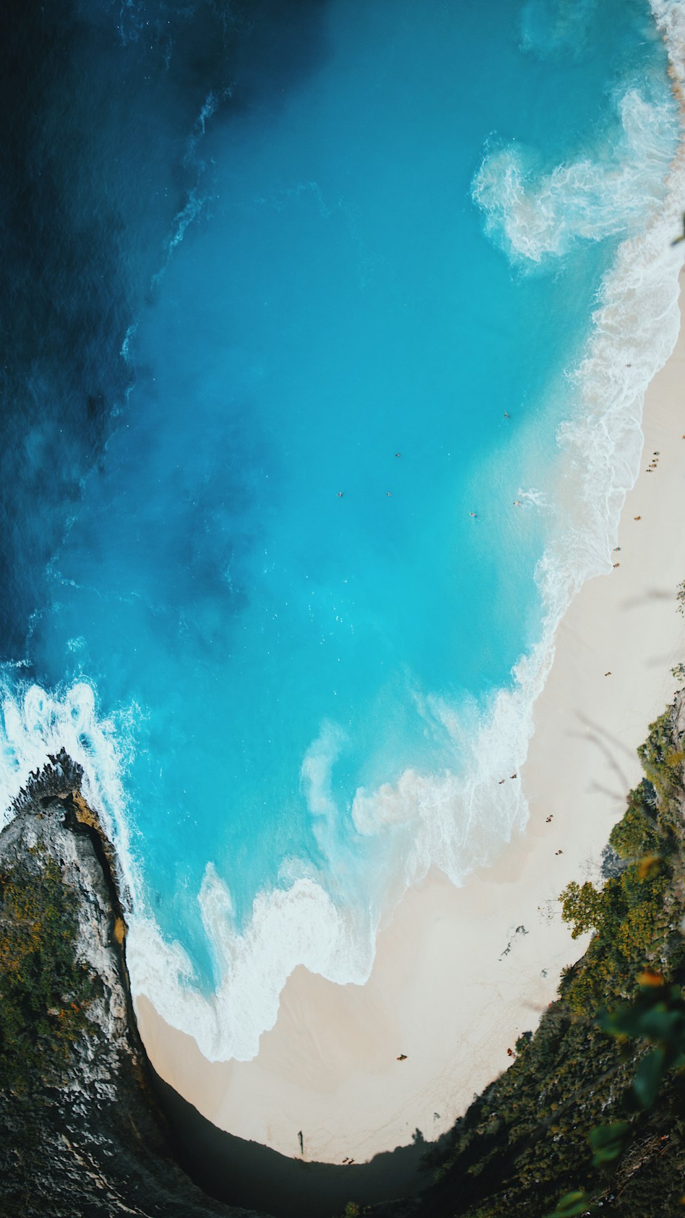 top view photography of blue ocean and seashore
