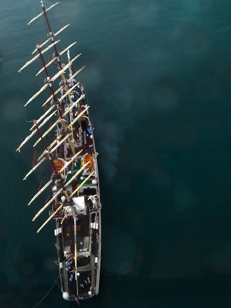 A high-quality image of a beautiful ship sailing on the ocean.