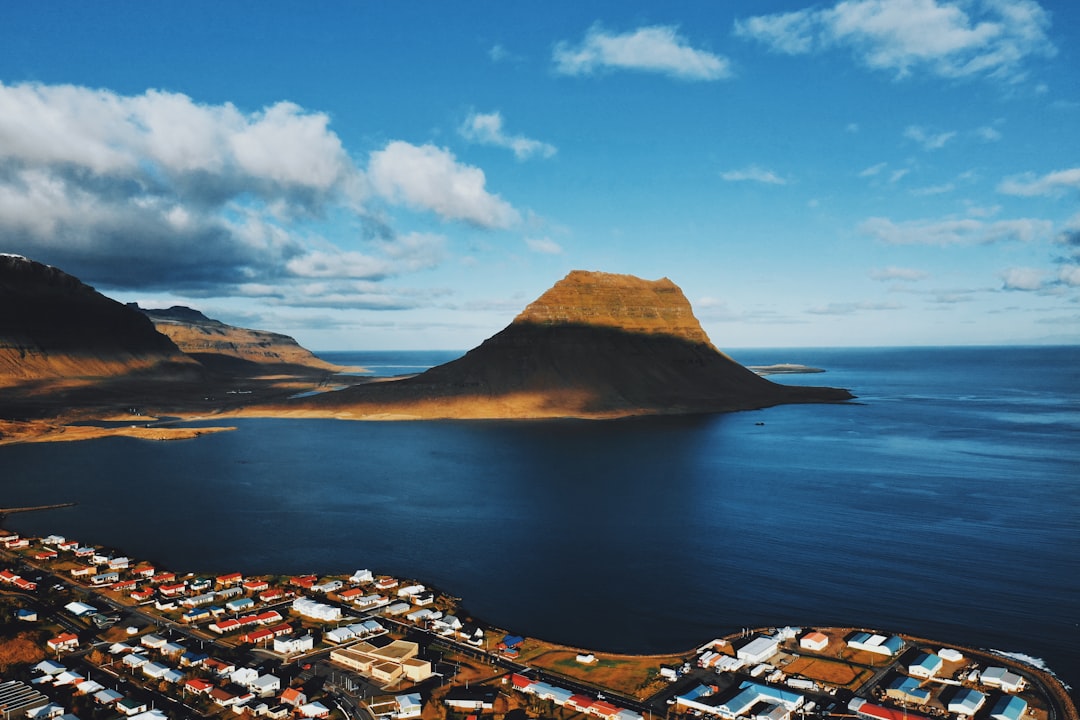 Coast photo spot Snæfellsnesvegur 10 Kirkjufell