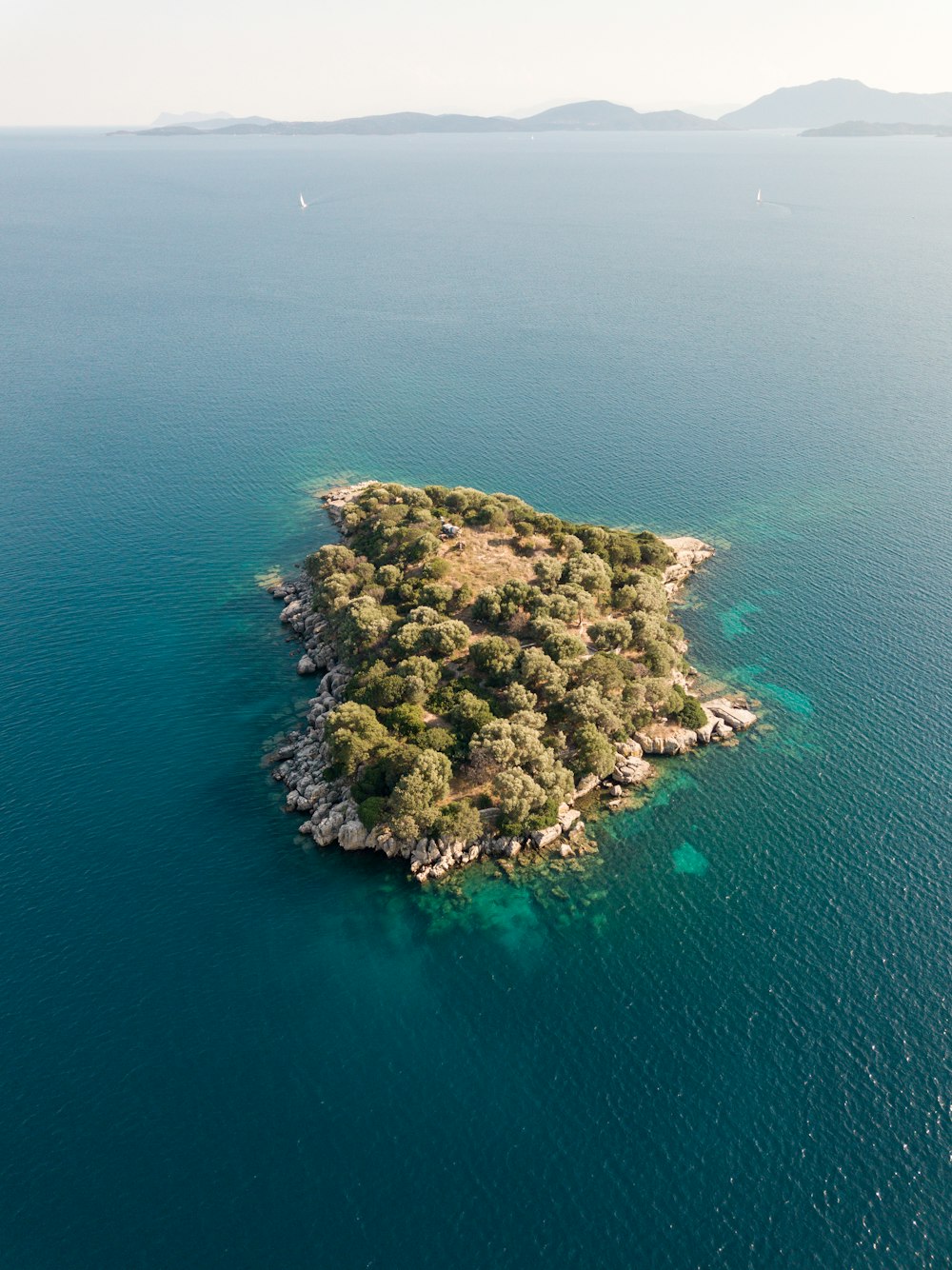 aerial shot photo of island