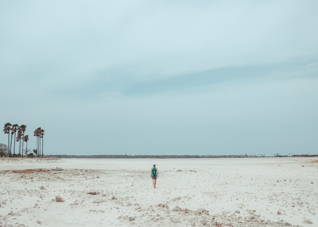 photo of Jaffna Beach near Delft Island