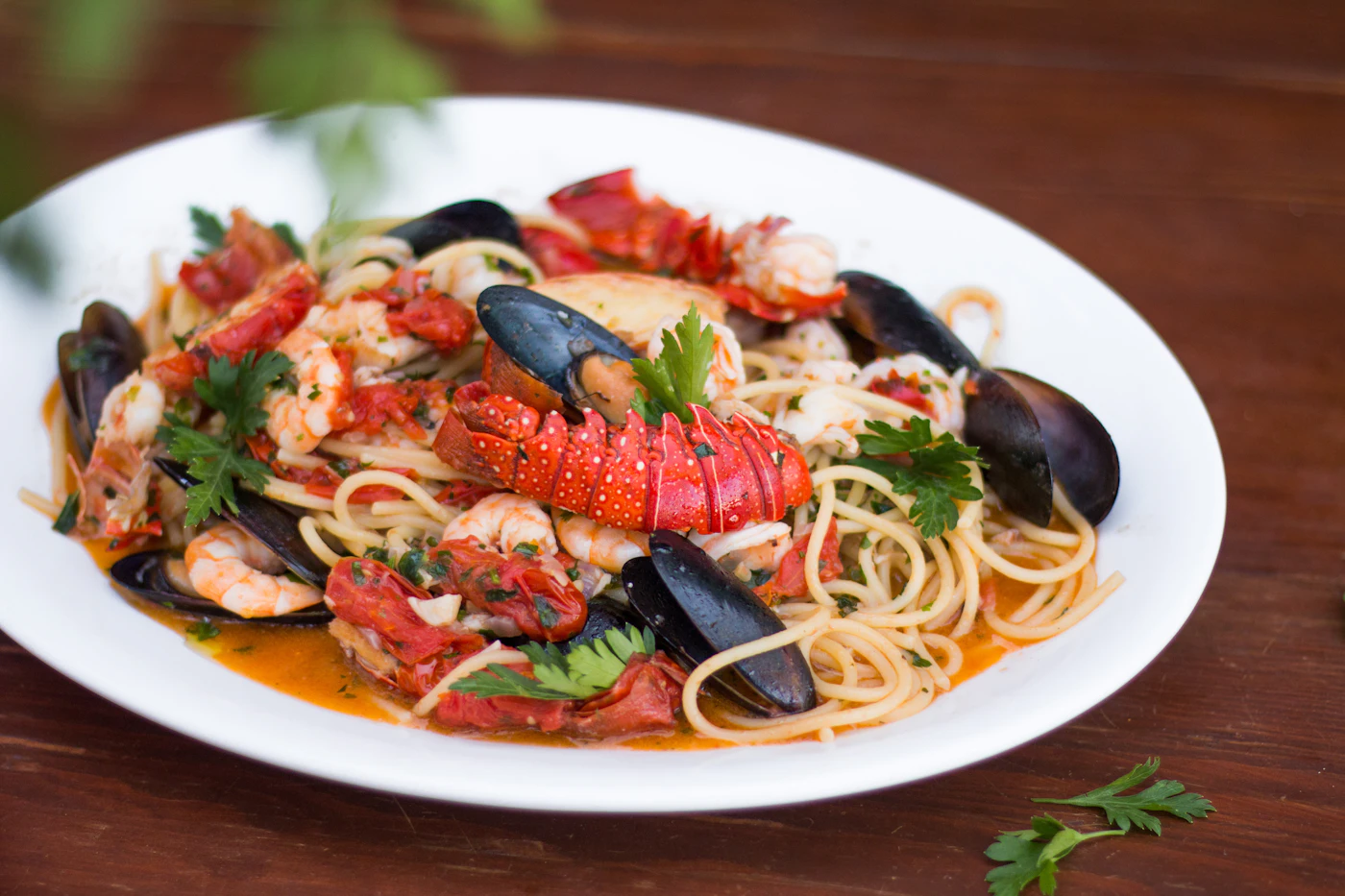 Spaghetti allo scoglio con cozze e pescato del giorno