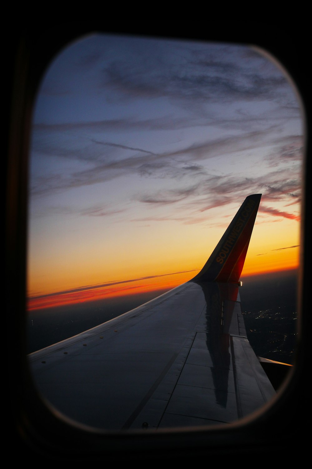 time lapse photography of airplane at horizon