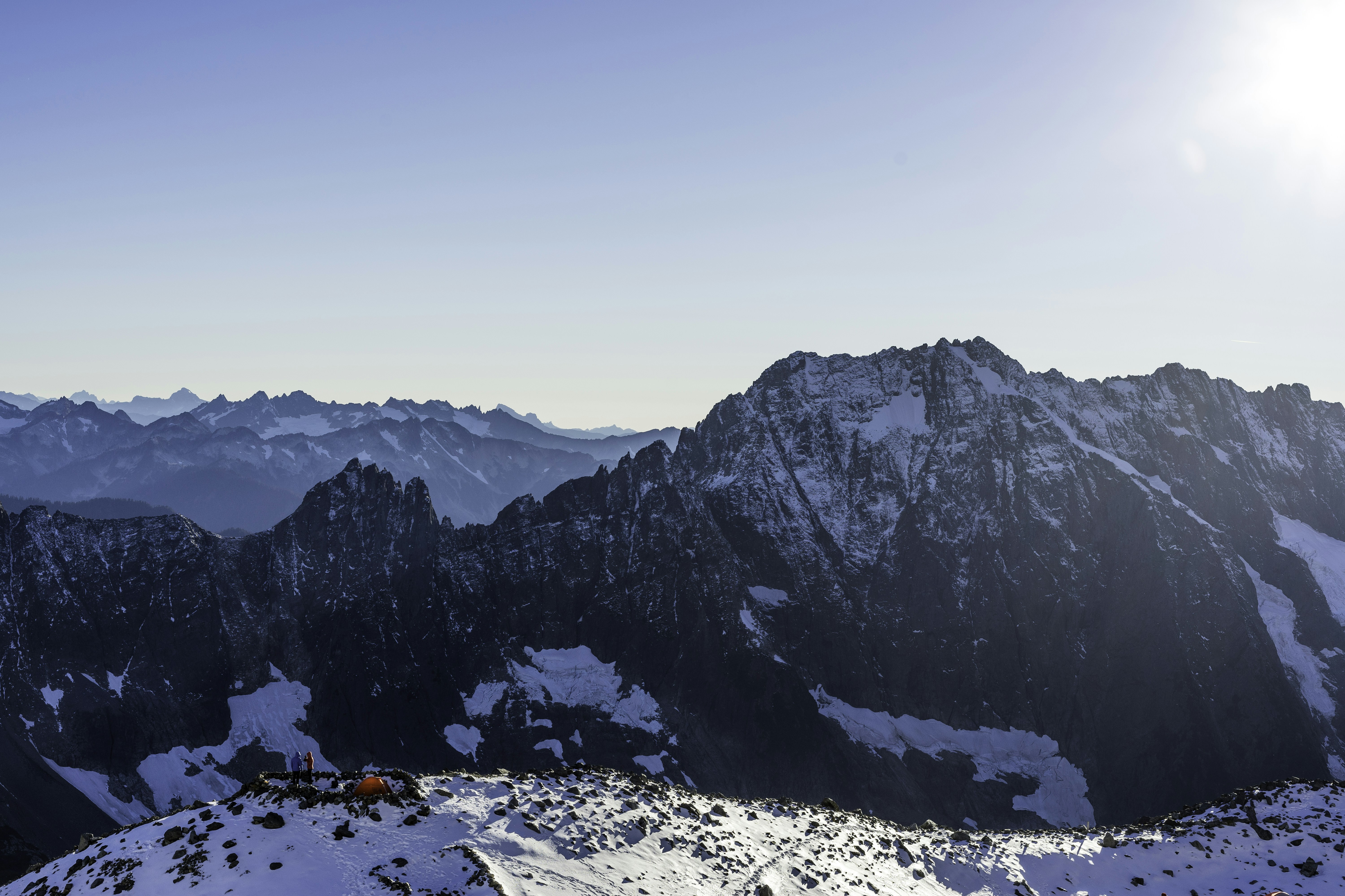 Photo by atanasmalamov