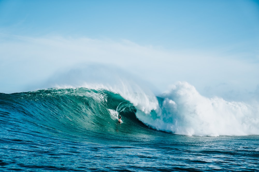 Olas oceánicas durante el día