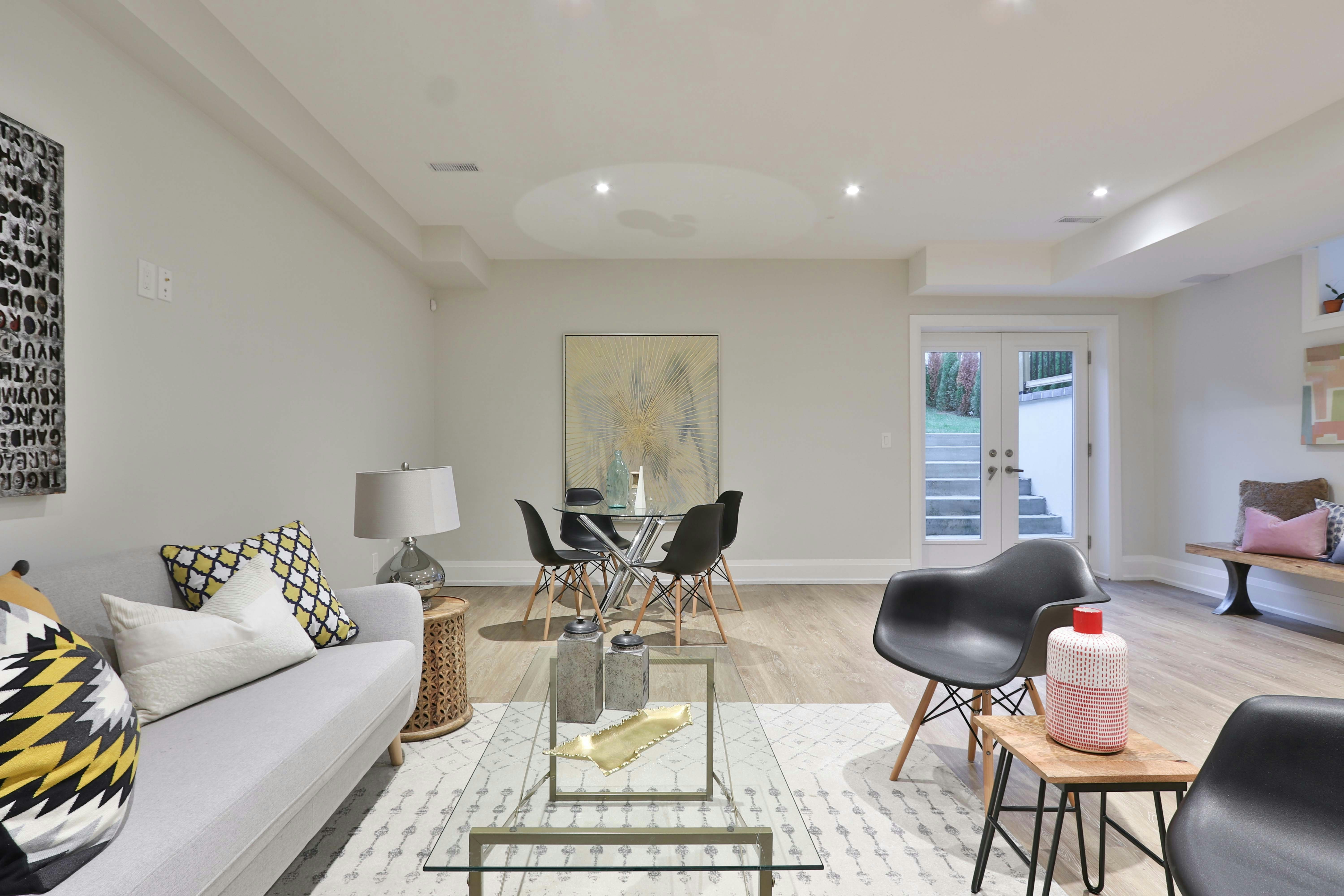 Light as a Living Amenity: How Suite Orientation Shapes the Daily Experience of Toronto High-Rise Life