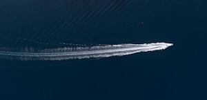 Jet Streamer 28