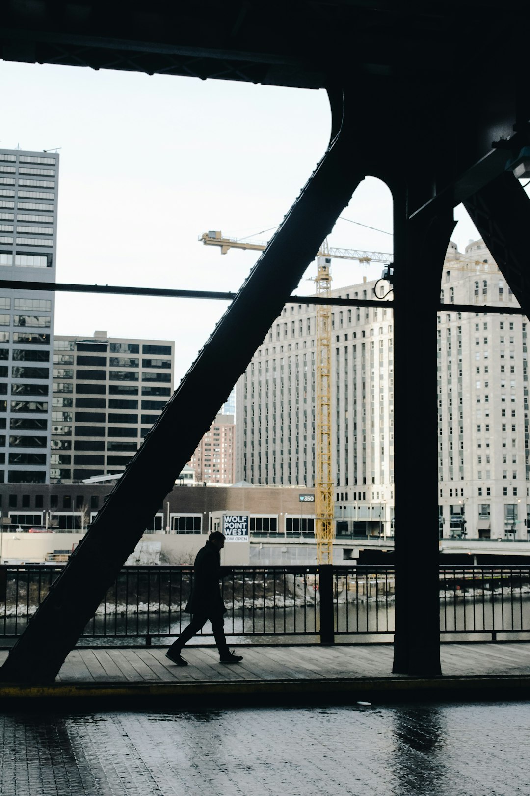 travelers stories about Bridge in Chicago, United States