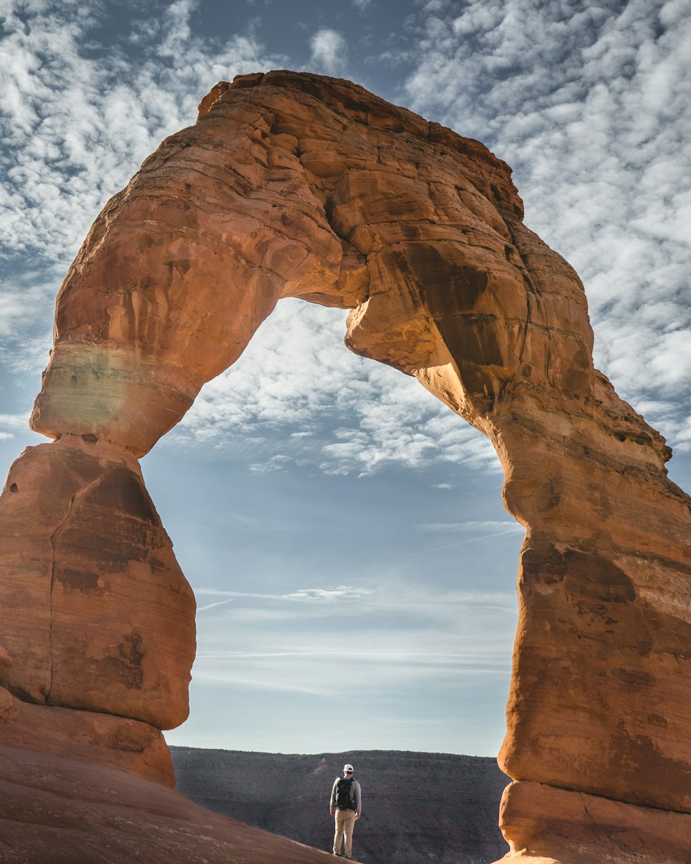 Punto de referencia de piedra del arco