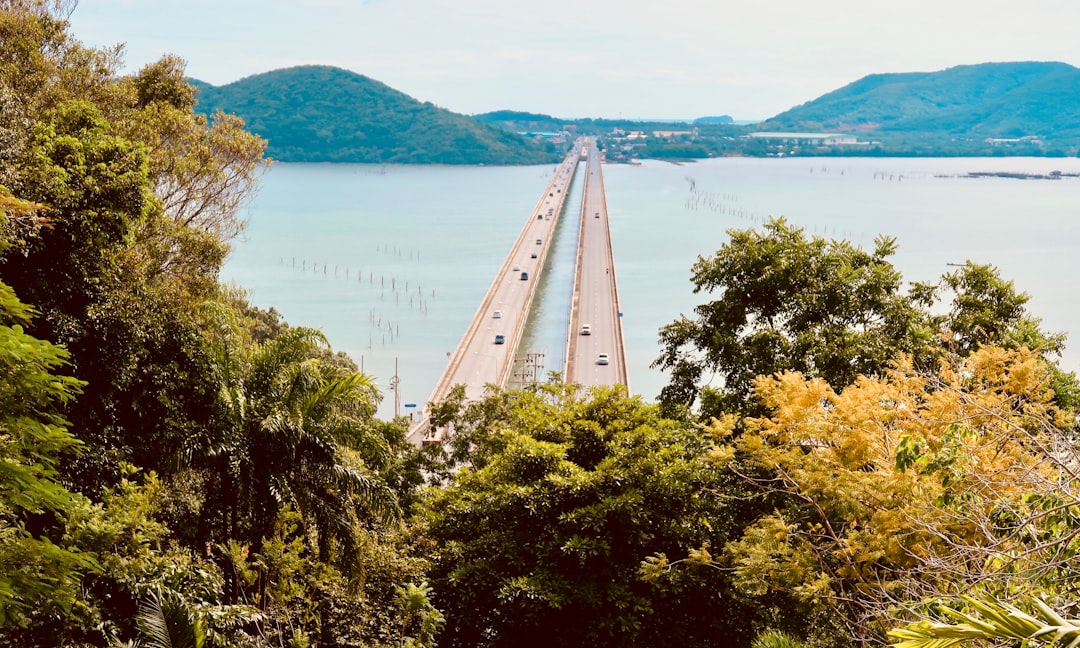 travelers stories about Suspension bridge in Tinsulanonda Bridge, Thailand