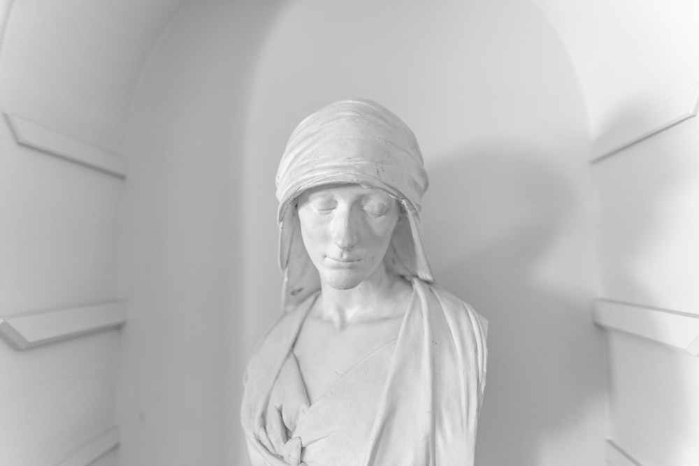 white women bust statue
