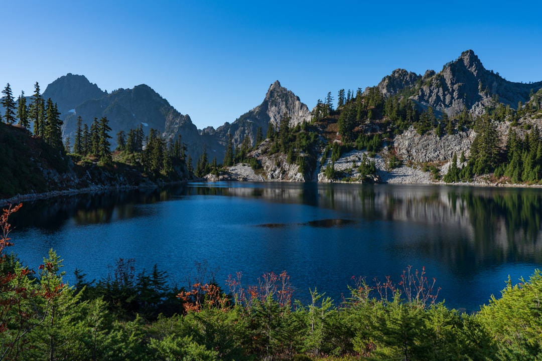 photo of Gem Lake Mountain range near Snoqualmie Falls