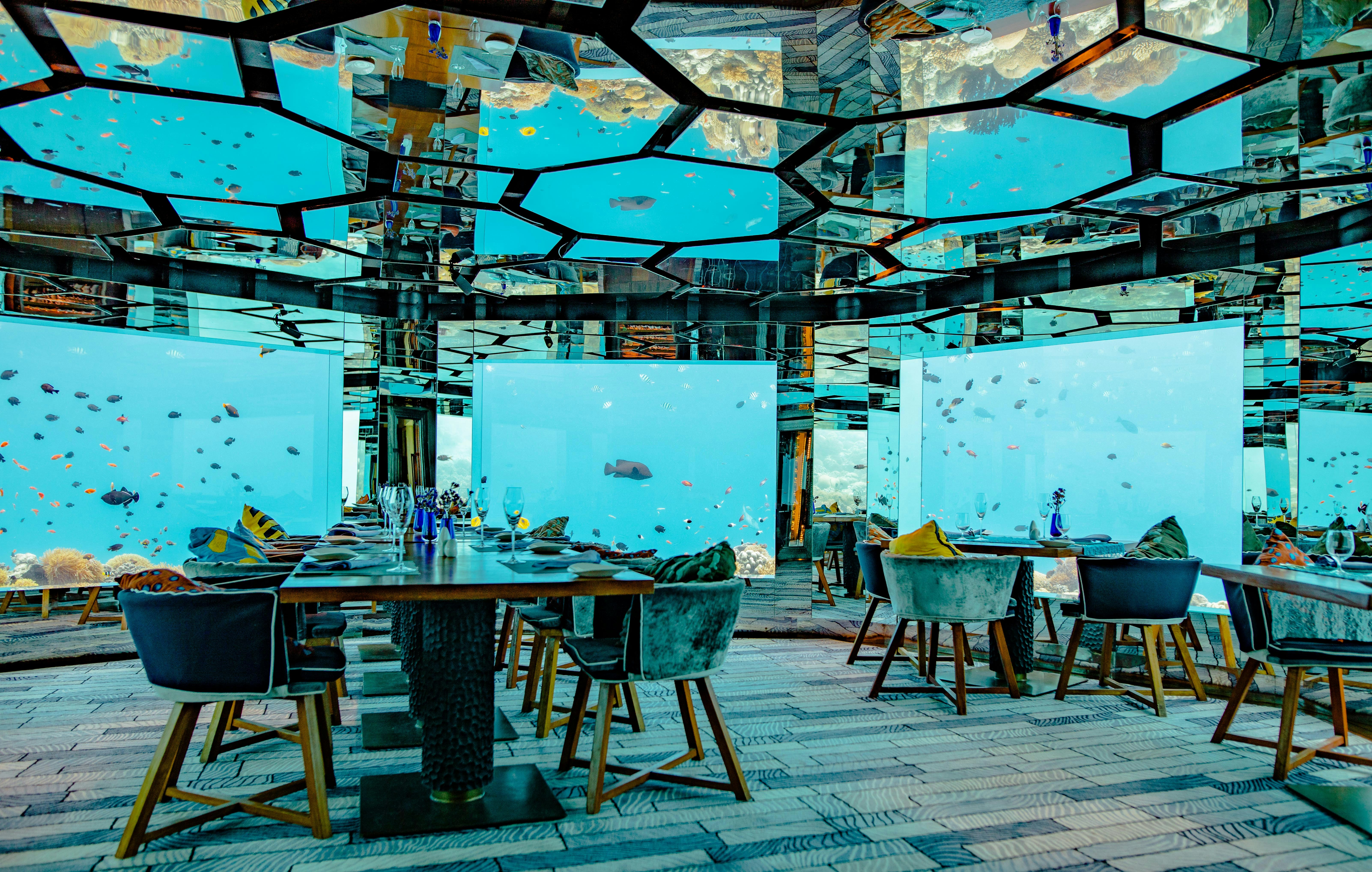 Maldives resort restaurant