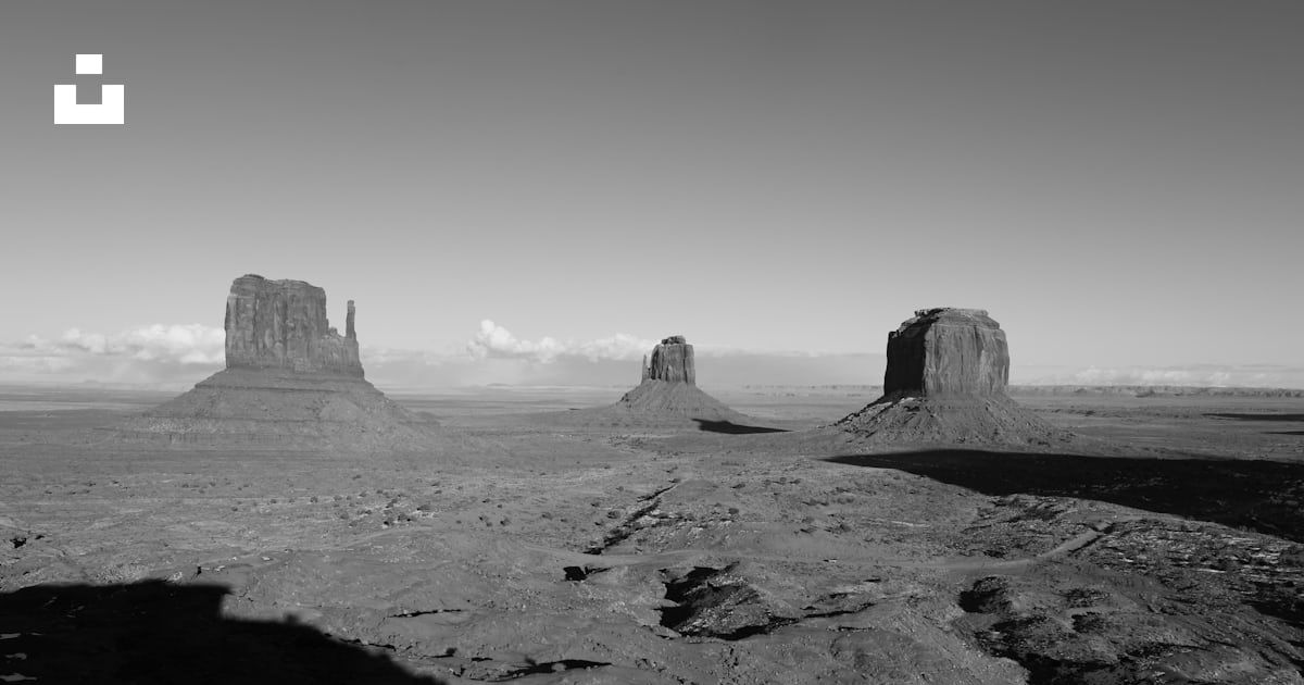 Monument Valley , Arizona photo Free Grey Image on Unsplash