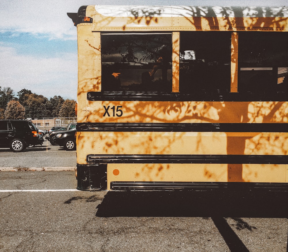 brown and black bus during daytime