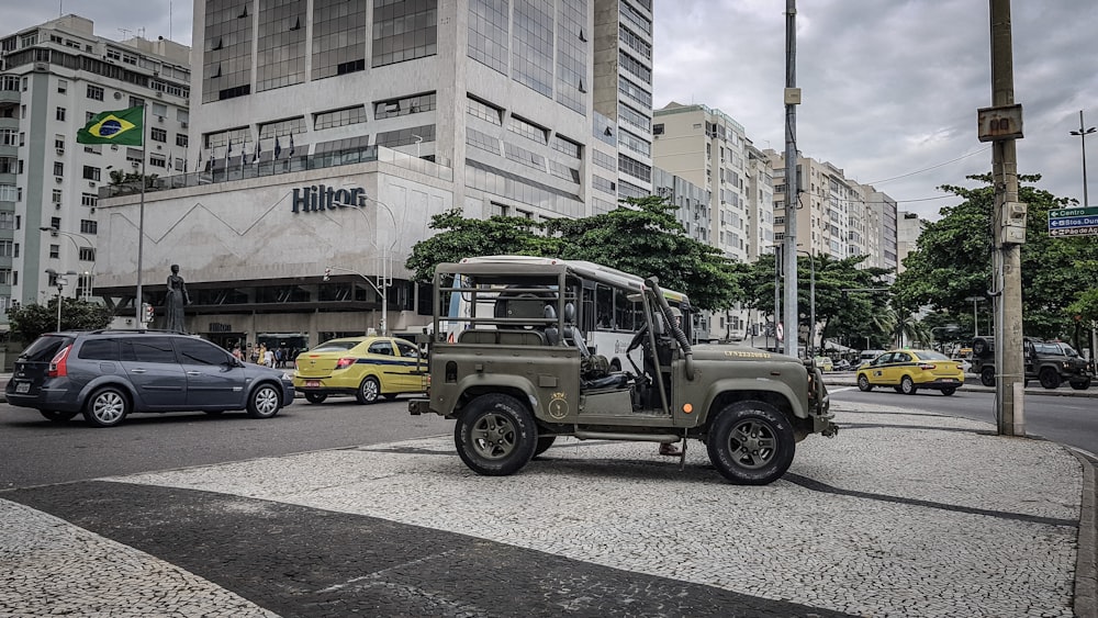 gray Jeep Wrangler on road