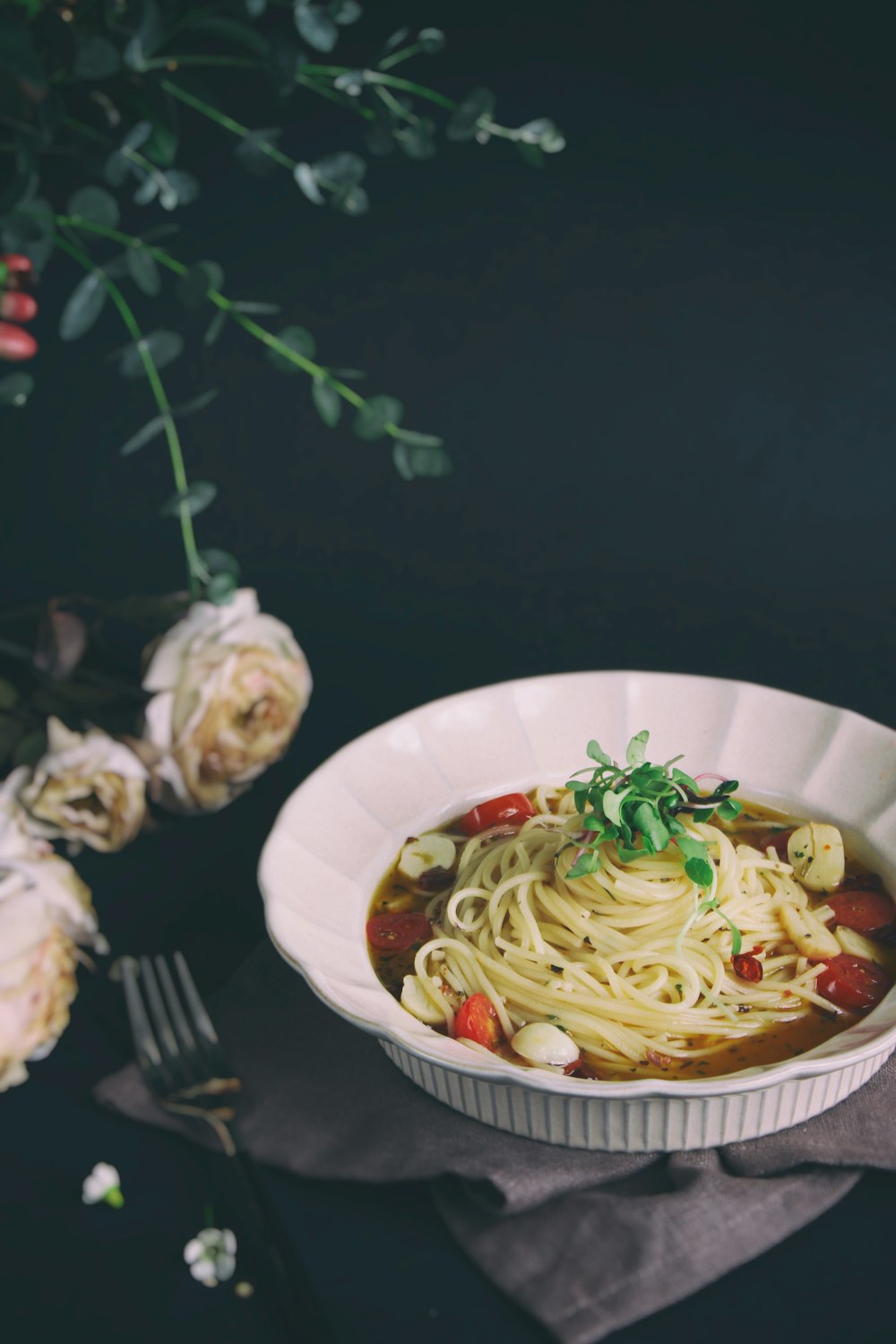 cooked pasta in bowl