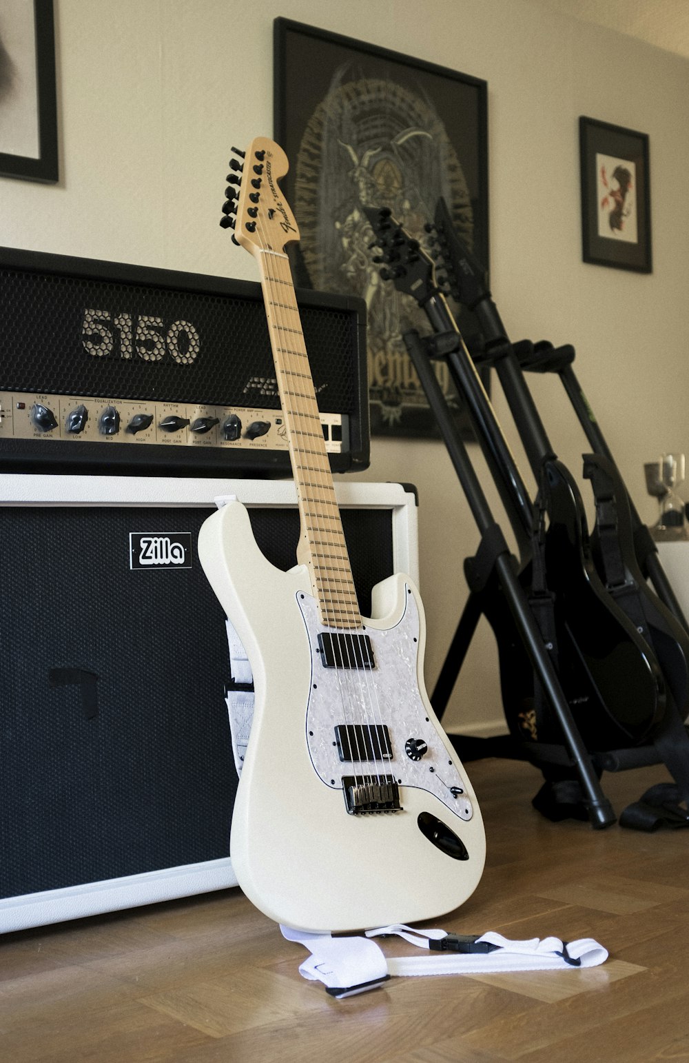 white stratocaster electric guitar