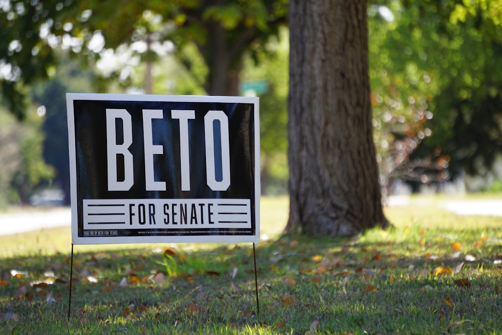 Beto for senate signage
