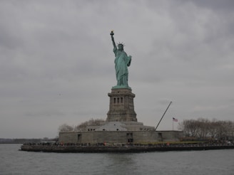 An iconic image of a famous American landmark.